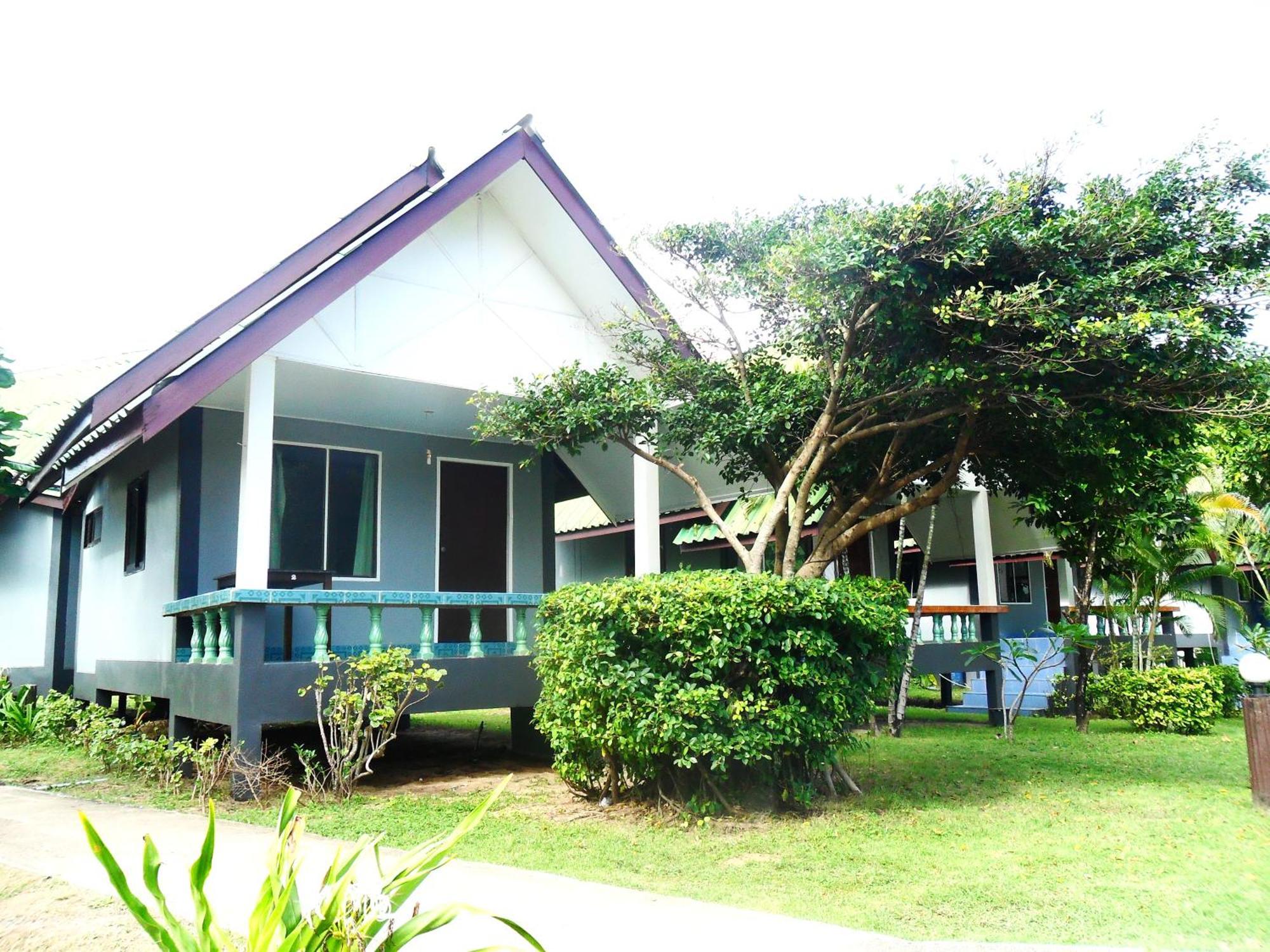Lanta Palm Beach Resort , Beach Bungalow - Ko Lanta Pokój zdjęcie