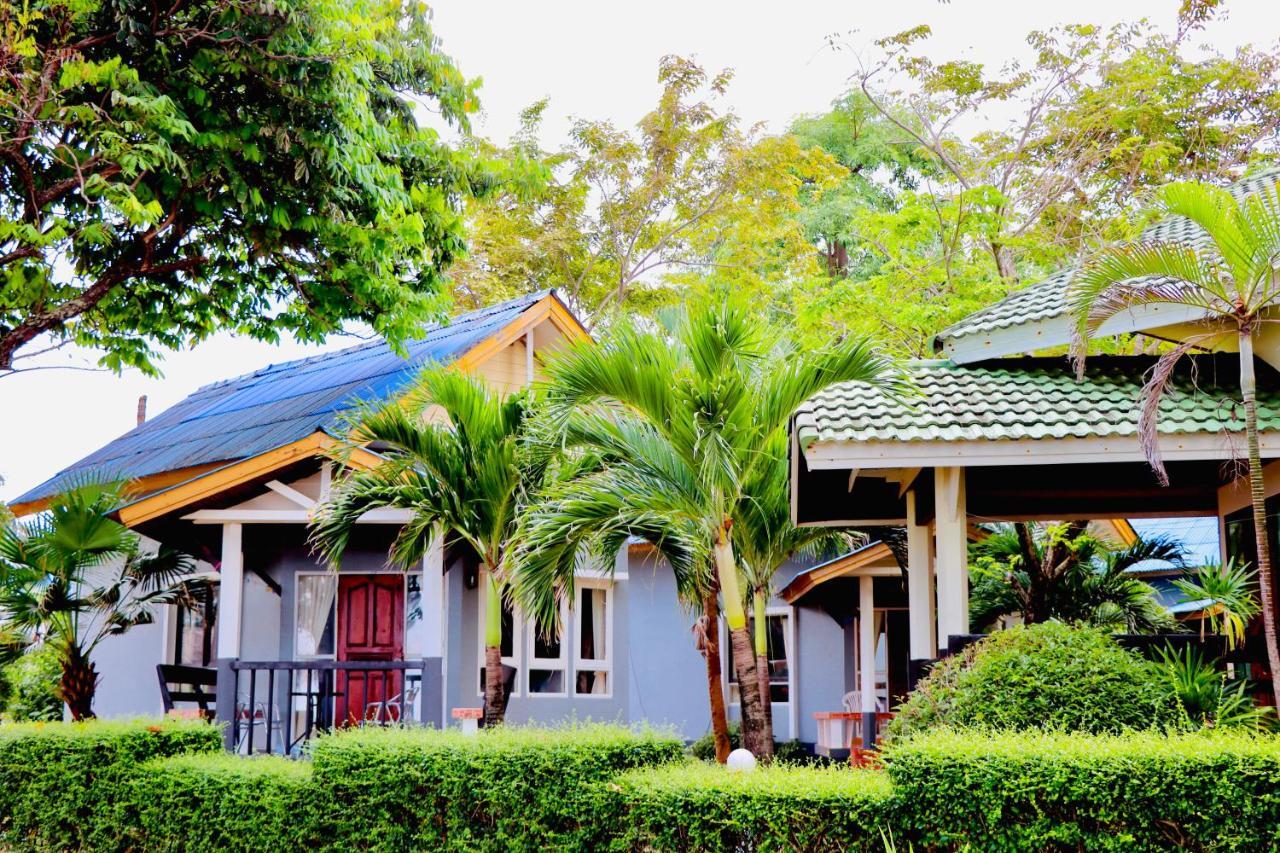 Lanta Palm Beach Resort , Beach Bungalow - Ko Lanta Zewnętrze zdjęcie